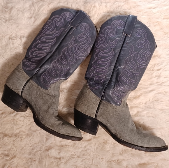 Mens great specialty leather cowboy boots. Size 8D. - Picture 4 of 7